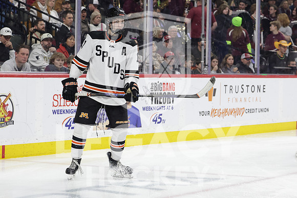Lakeville South vs Moorhead