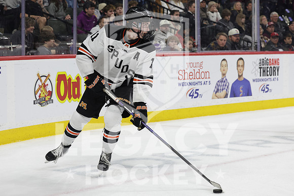 Lakeville South vs Moorhead