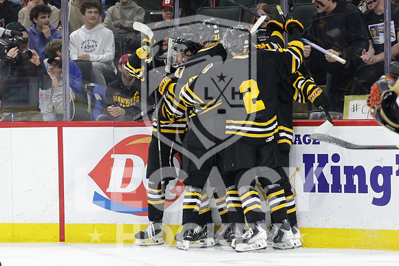 Warroad vs Delano
