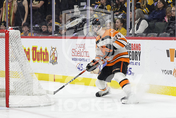 Warroad vs Delano