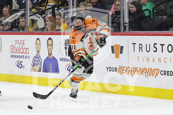 Warroad vs Delano