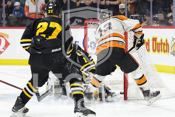 Warroad vs Delano