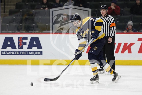 Mahtomedi vs Delano