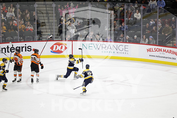 Mahtomedi vs Delano
