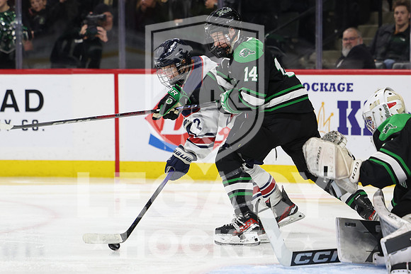 East Grand Forks vs Hibbing/Chisholm