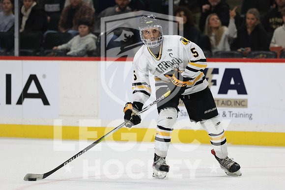 St. Cloud Cathedral vs Warroad