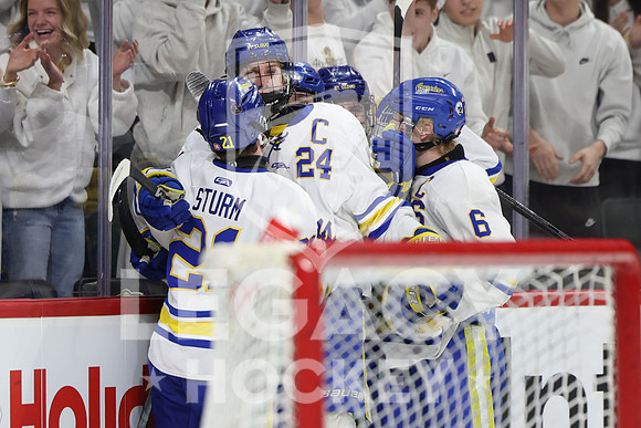 Mahtomedi vs St Cloud Cathedral