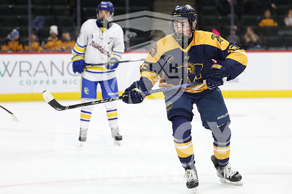 Mahtomedi vs St Cloud Cathedral