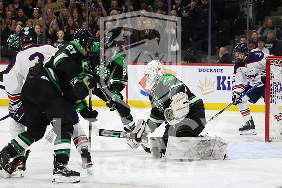 East Grand Forks vs Hibbing/Chisholm