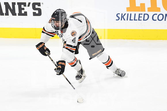 Lakeville South vs Moorhead